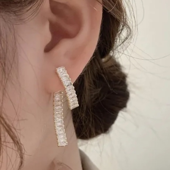 925 Sterling Silver Gold Plated Baguette Earrings Geometric Zircon Earrings - Picture 12 of 15